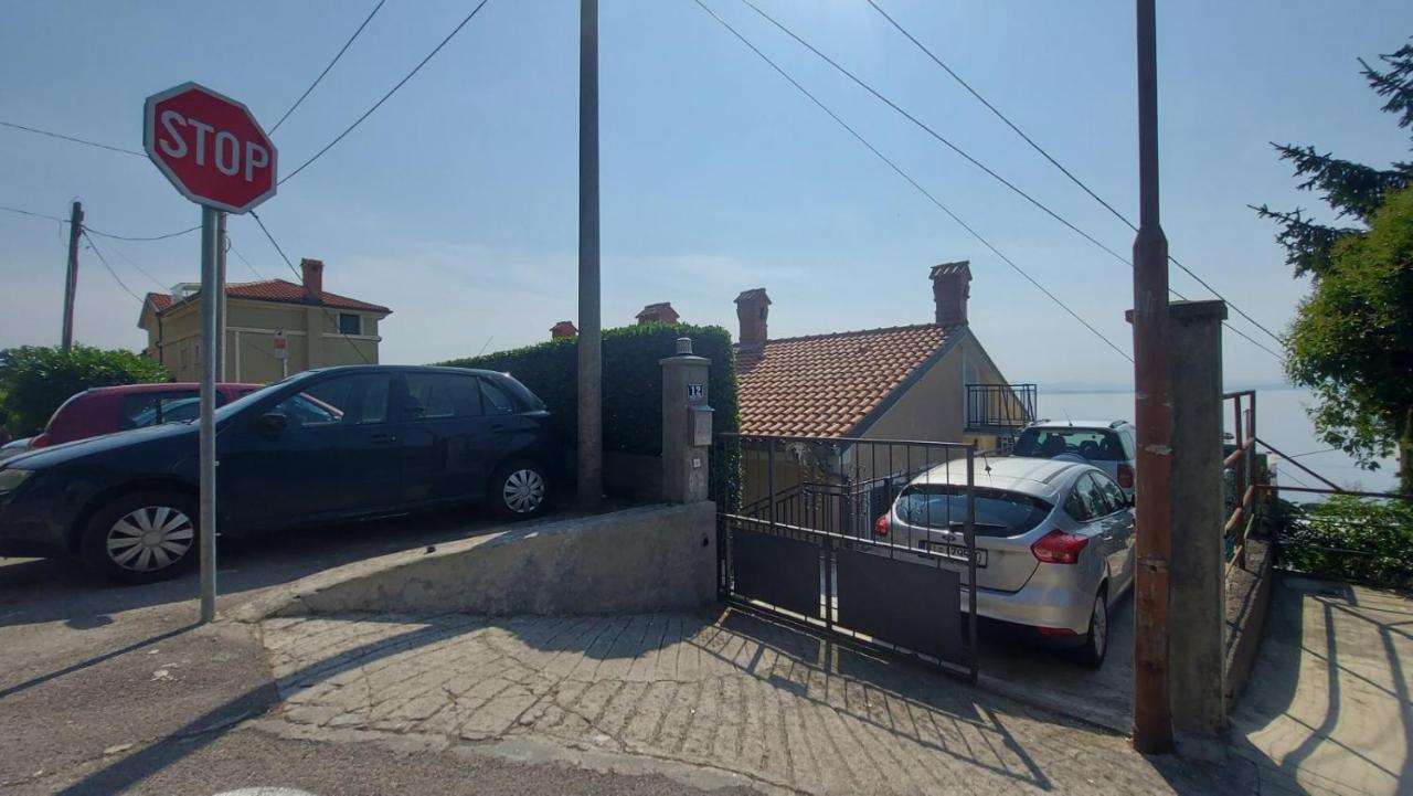 Apartment Mira Opatija Bagian luar foto