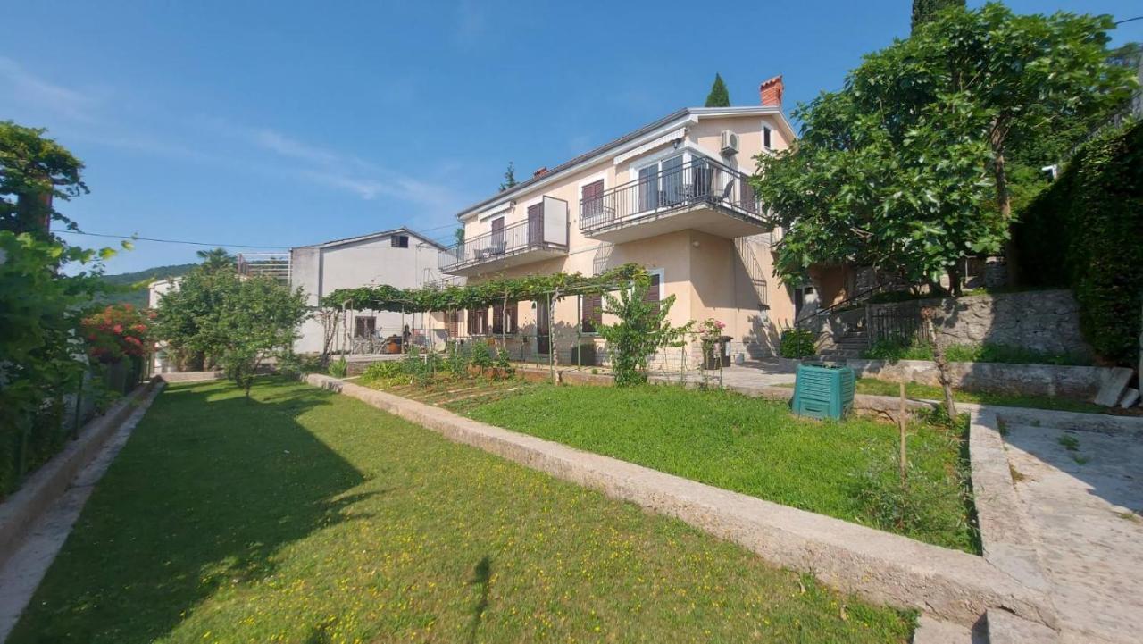 Apartment Mira Opatija Bagian luar foto